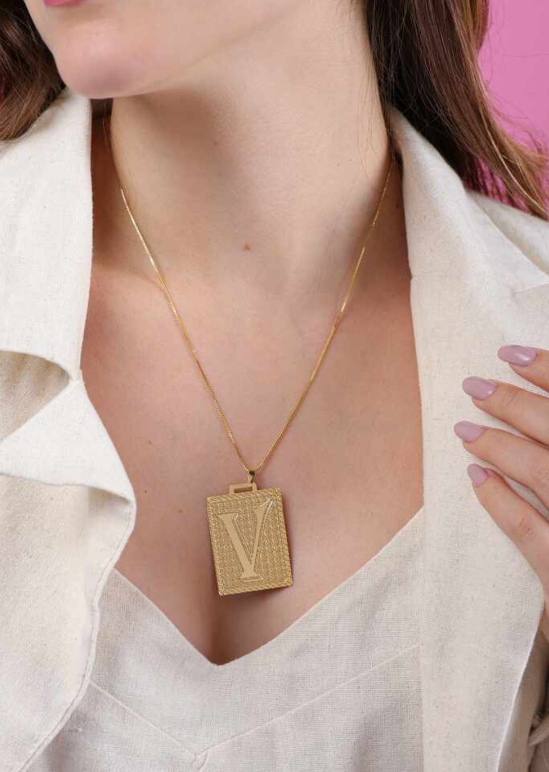 Colar iniciais Medalha