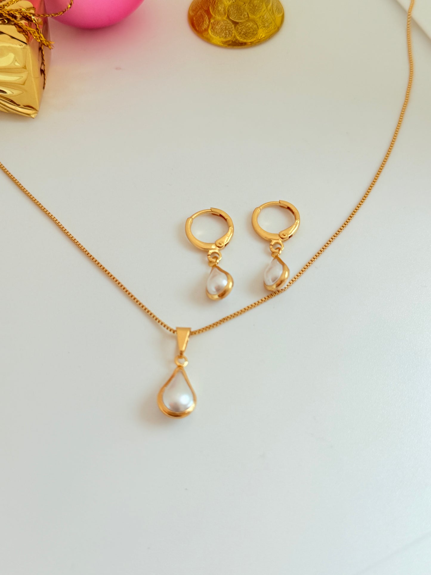 Conjunto de gota em pérola