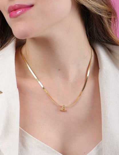 Colar pigente personalizado iniciais