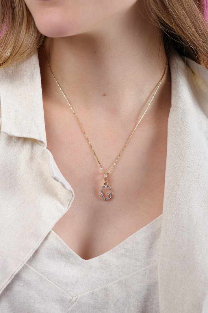 Colar iniciais Cravejadas